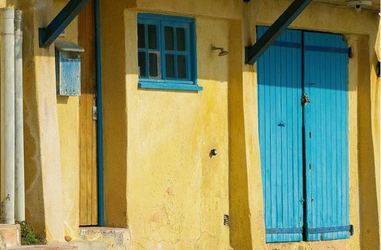 **** Beau T2 de 40 m2, jardin de 70m2, au calme, à 50 mètres de la plage Le Pradet Extérieur photo